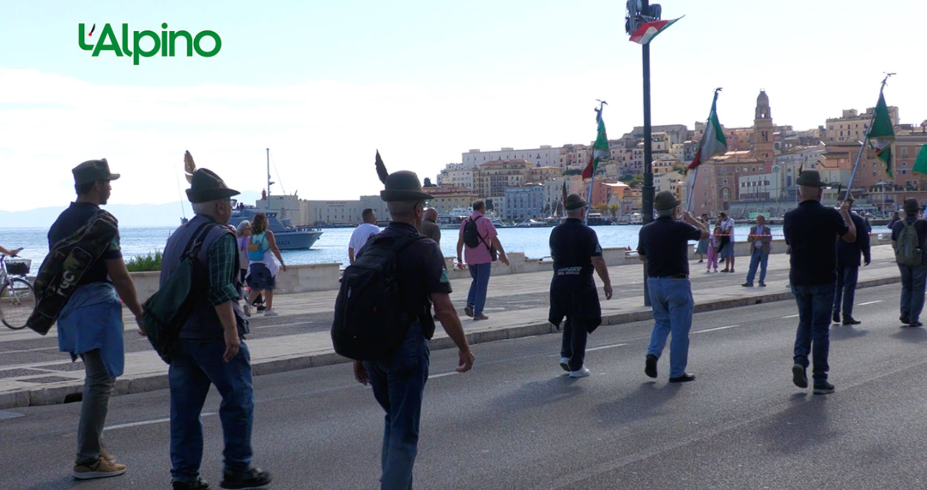 L'Alpino - 4° Raggruppamento a Gaeta