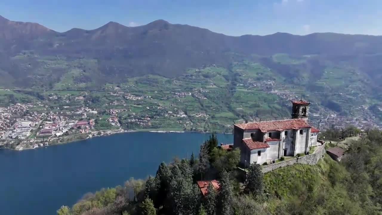 Monteisola: tassa di sbarco tutto l'anno